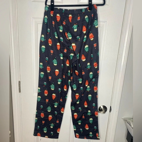 OLD NAVY Holiday Christmas Sweater Penguin PJ pants Mens M/Woman’s L - Picture 2 of 5